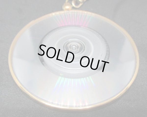 画像4: 幽遊白書[シングルCD風キーホルダー蔵馬]Yu Yu Hakusho [Single CD style key chain Kurama] (4)