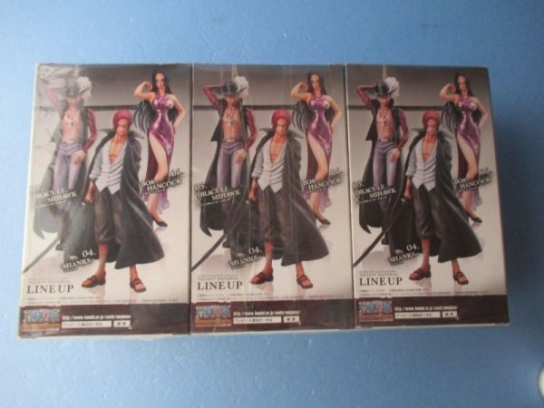 画像3: ワンピース[ミホーク　ボアハンコック　シャンクス　フィギュア　超ワンピーススタイリング　VALIANT MATERIAL]One Piece Mihawk Boa Hancock Shanks figure Super One Piece Styling Valiant Material] (3)