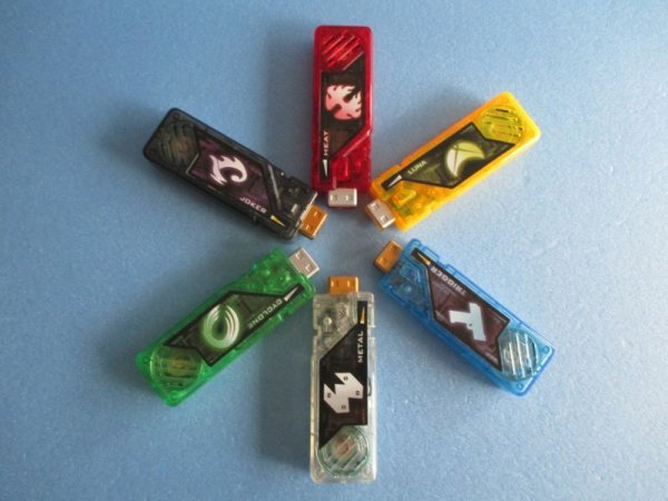 画像4: 仮面ライダーダブル[DXダブルドライバー　SUPERBEST変身ベルト]Masked RiderW [DX double driver SUPERBEST transformation belt] (4)