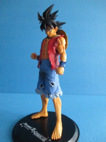 画像3: ドラゴンボール[孫悟空　フィギュア　ルフィ　ワンピースコラボ]Dragon Ball[Son Goku figure Luffy One Piece collaboration] (3)