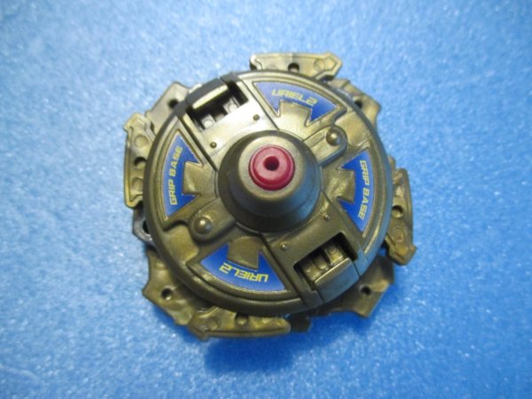 画像2: 爆転シュートベイブレード[アリエル2　当たり　ランダムブースター8]　Beyblade[Ariel 2 (Prize) – Random Booster 8] (2)