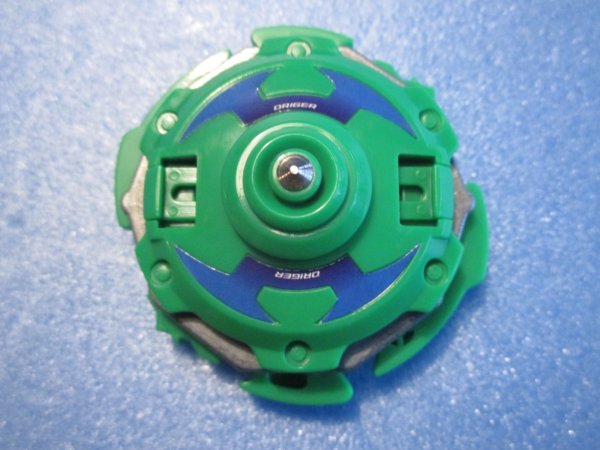画像2: 爆転シュートベイブレード[ドライガーV グリーンver]　Beyblade[Driger V Green Ver.] (2)