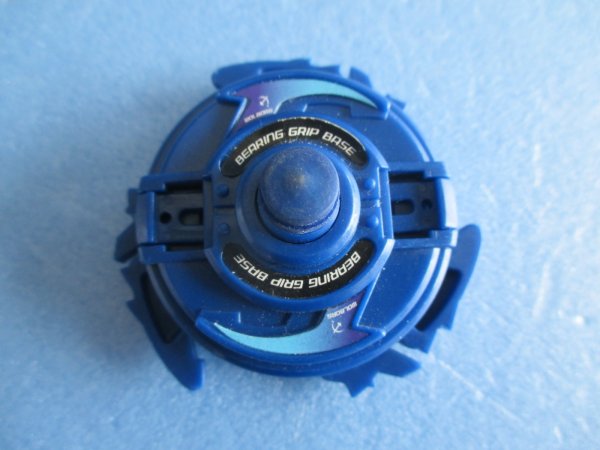 画像2: 爆転シュートベイブレード[ウルボーグ2　ブルーメタリック　限定色]　Beyblade[Wolborg 2 Blue Metallic Limited Color] (2)