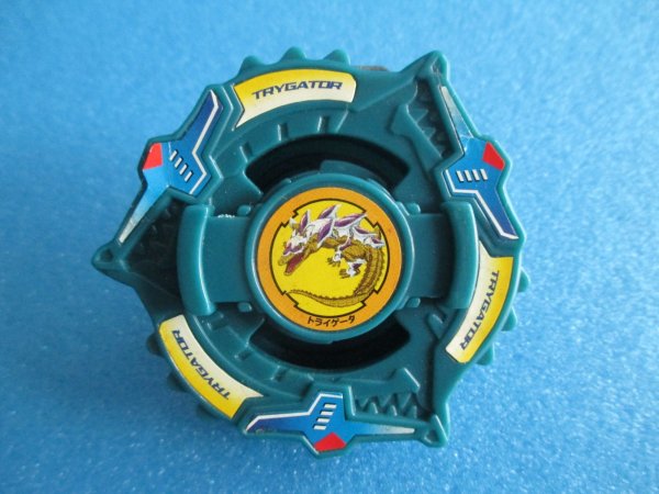 画像1: 爆転シュートベイブレード[トライゲータ　当たり　ランダムブースター9]　Beyblade[Tri-Gator (Prize) – Random Booster 9] (1)