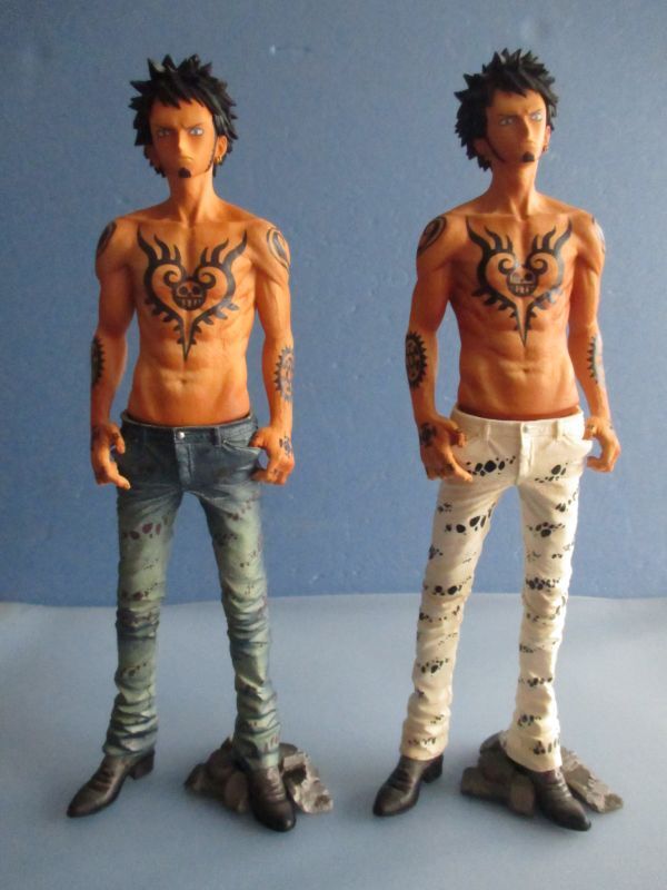 ワンピース[トラファルガーロー　フィギュア　2体　KING OF ARTIST]One Piece[2 Trafalgar Law figures  King of Artist]